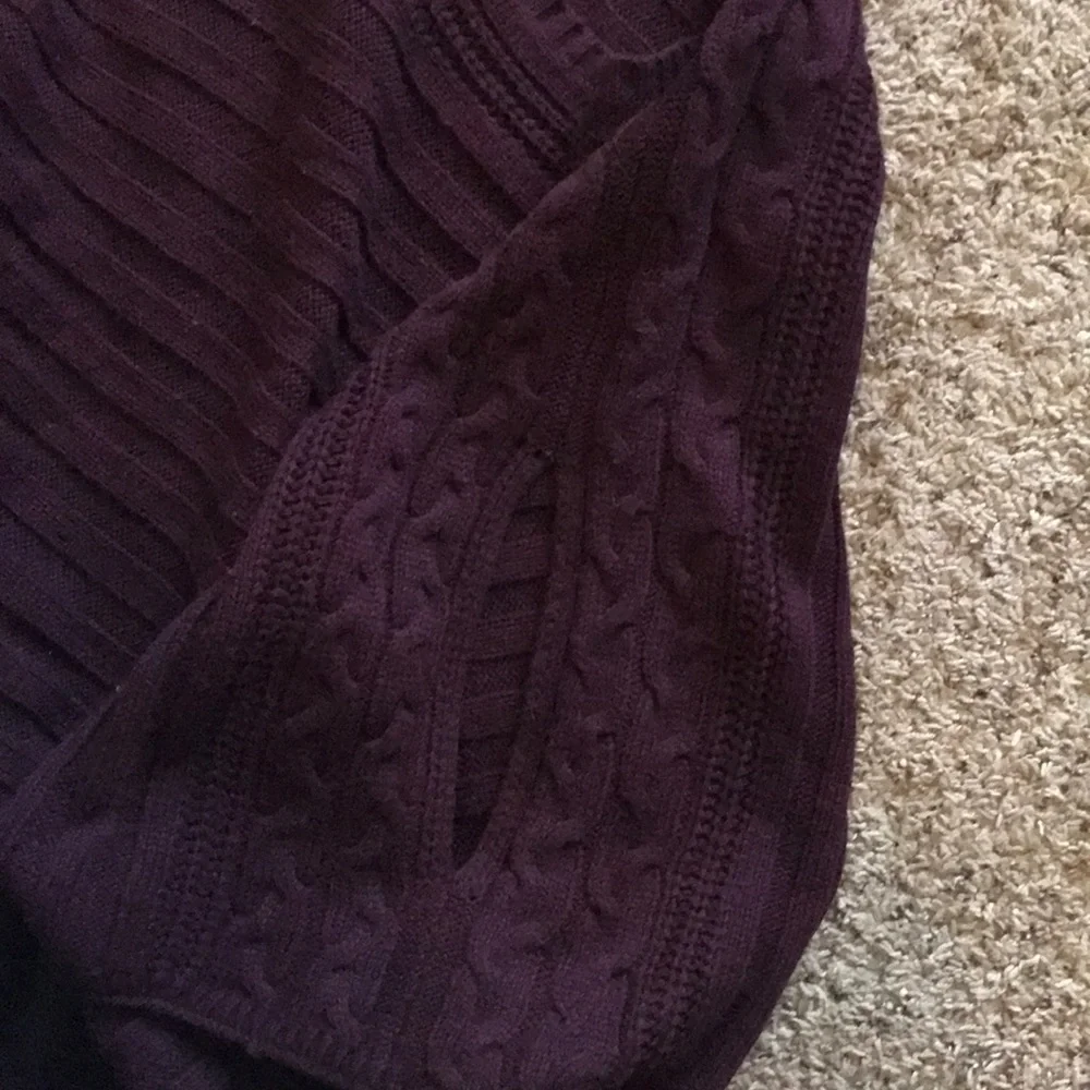 Poncho - Picture 4 of 4
